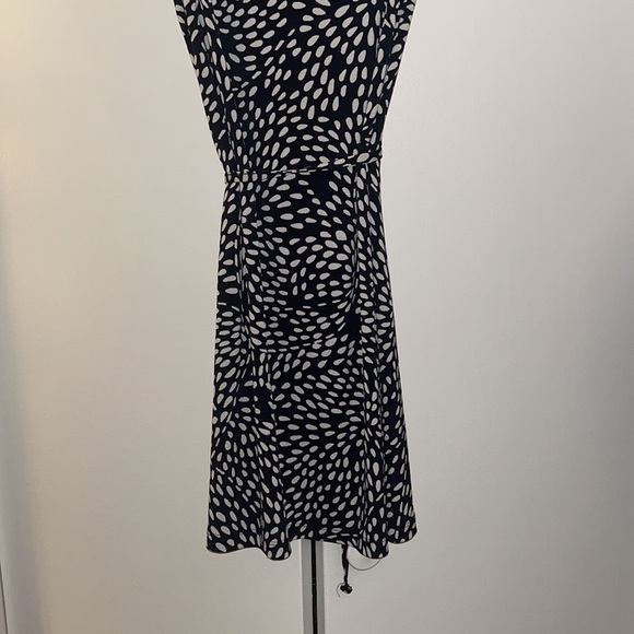 🐾 4 for $40 Loft blue and white dress - Picture 8 of 10